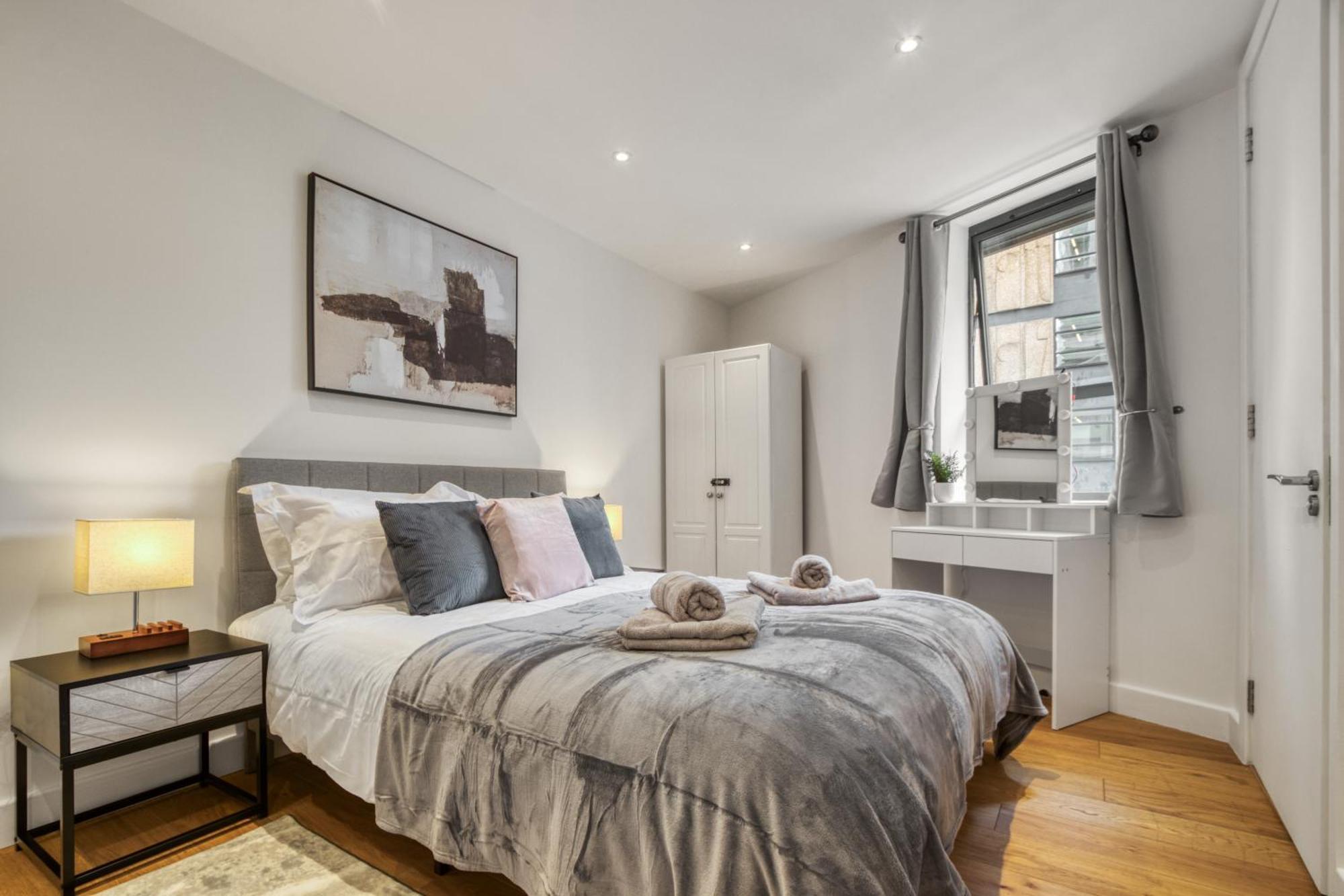 A Vibrant 2 Bed & 2 Bath In Old Street Zone 1 Apartamento Londres